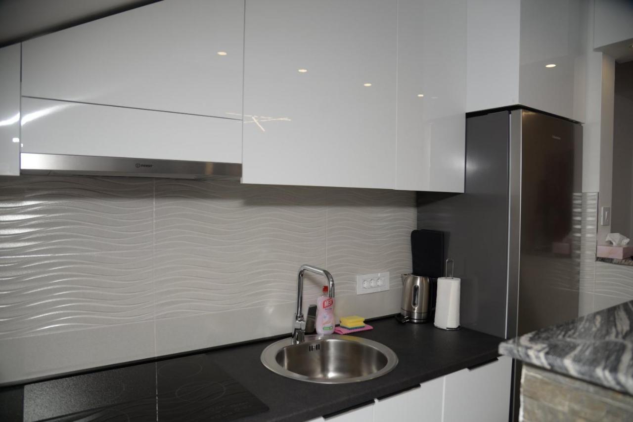 Lilien Apartment Airport Ledine Esterno foto