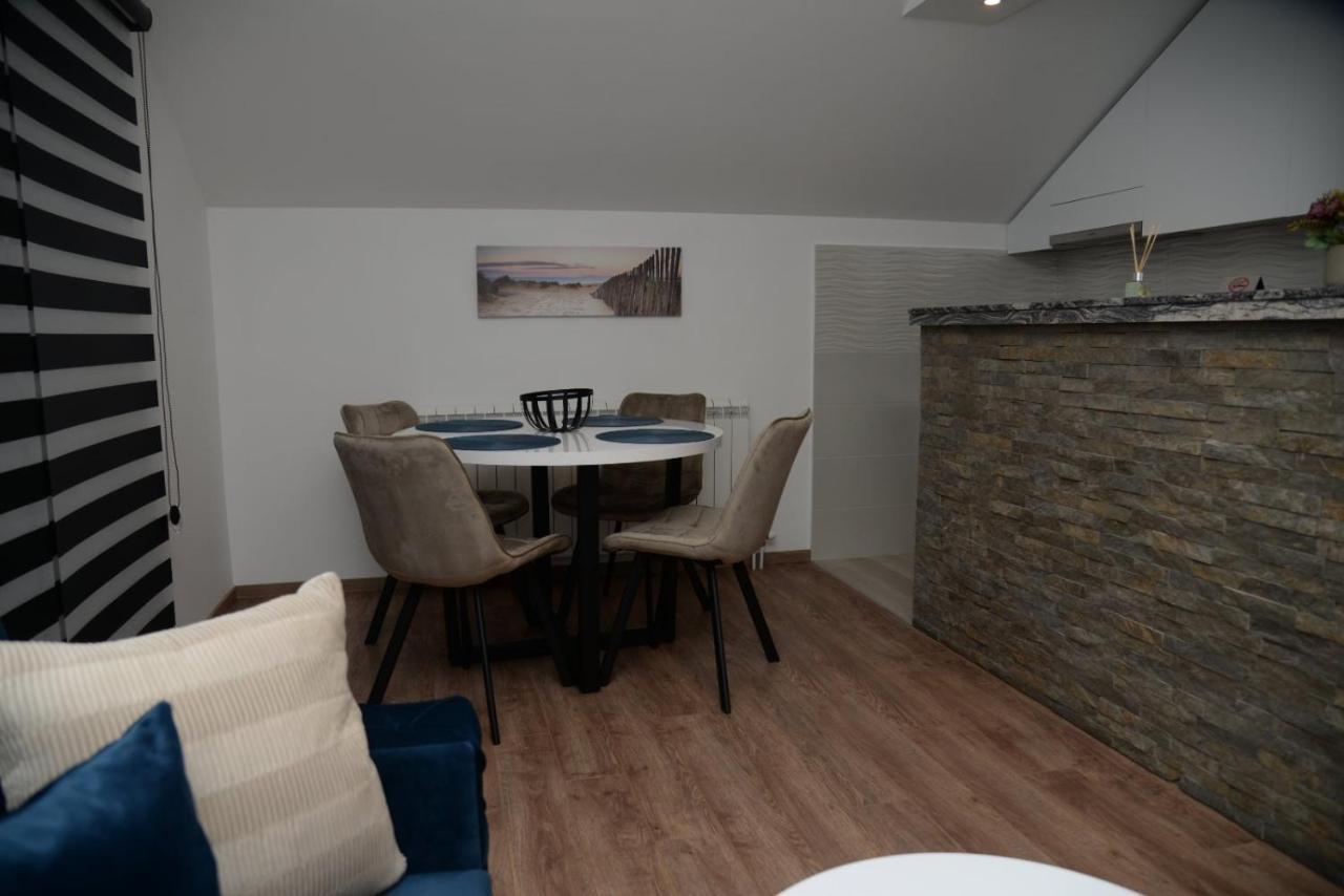 Lilien Apartment Airport Ledine Esterno foto