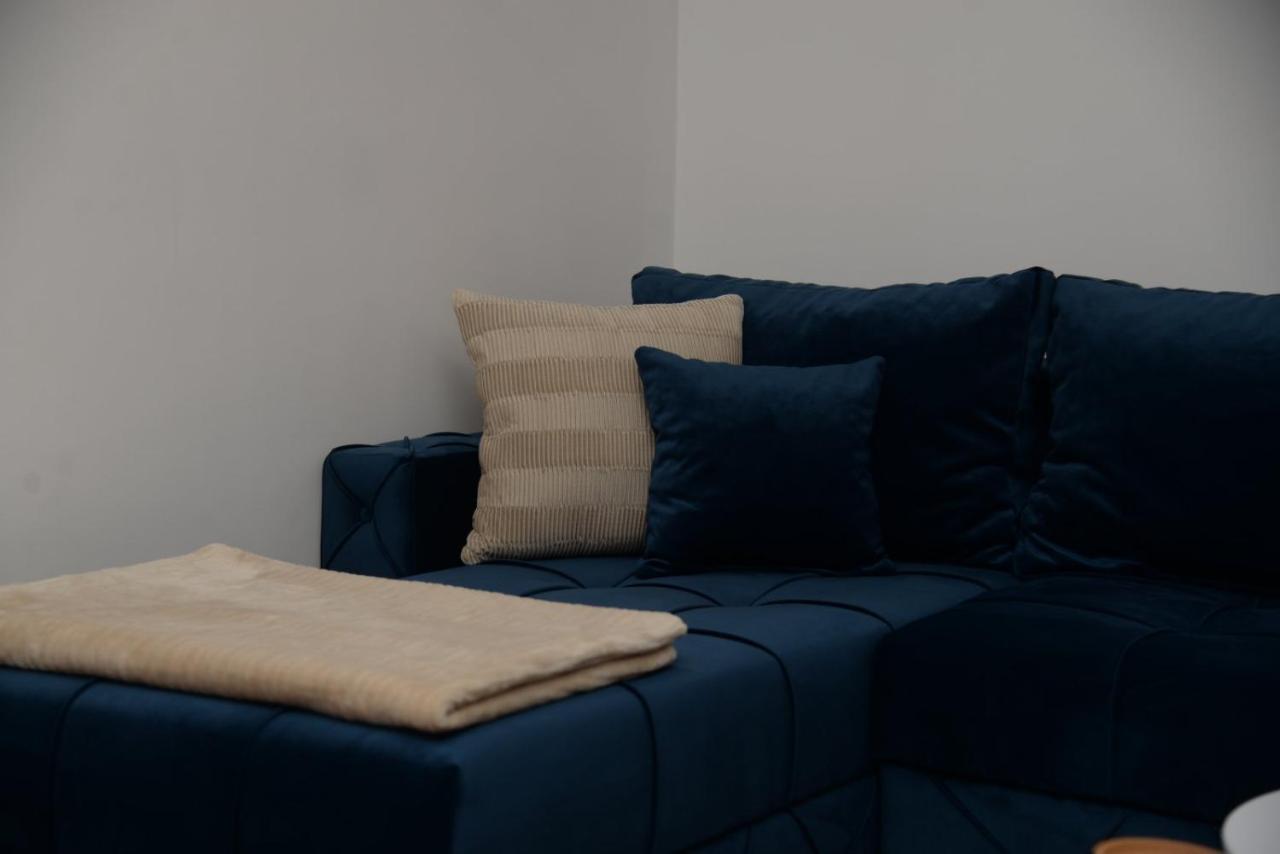 Lilien Apartment Airport Ledine Esterno foto
