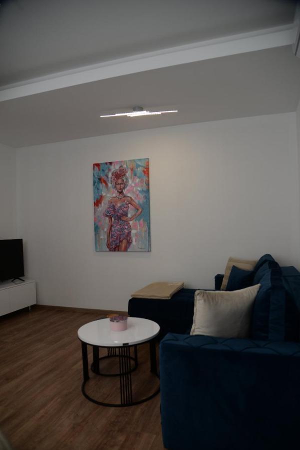 Lilien Apartment Airport Ledine Esterno foto