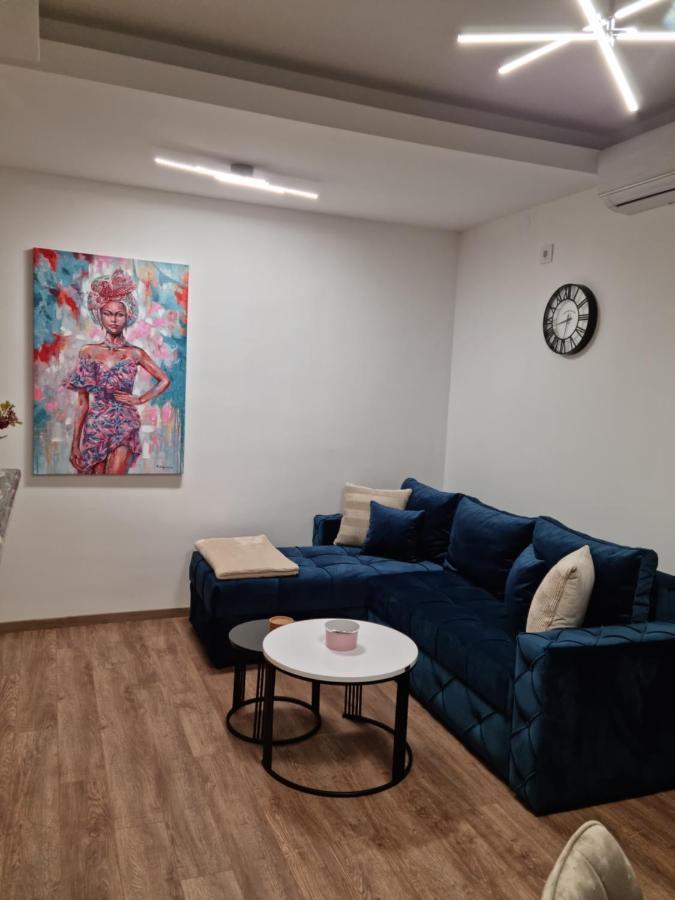 Lilien Apartment Airport Ledine Esterno foto